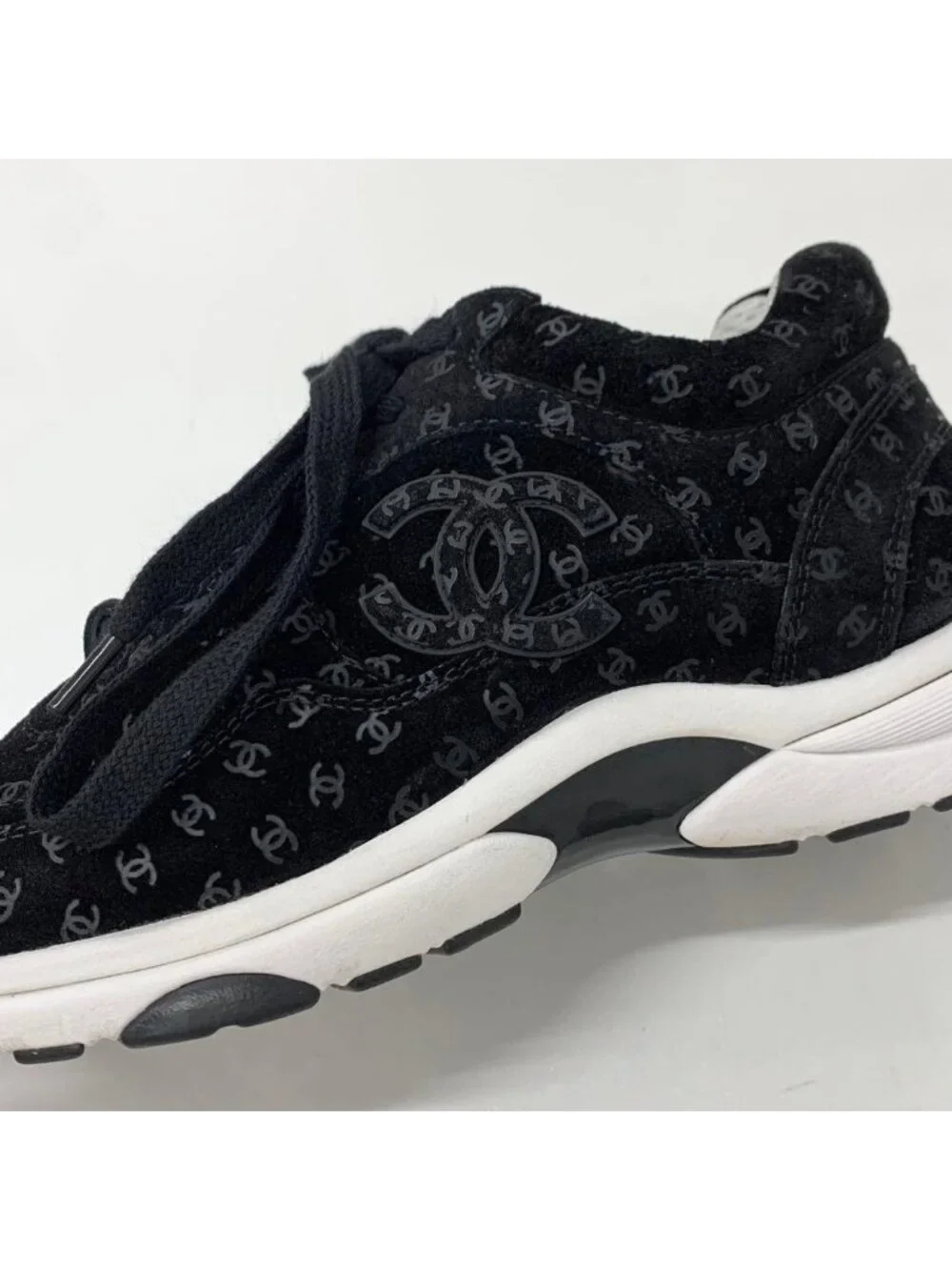 Chanel CC Logo Suede Sneakers Black